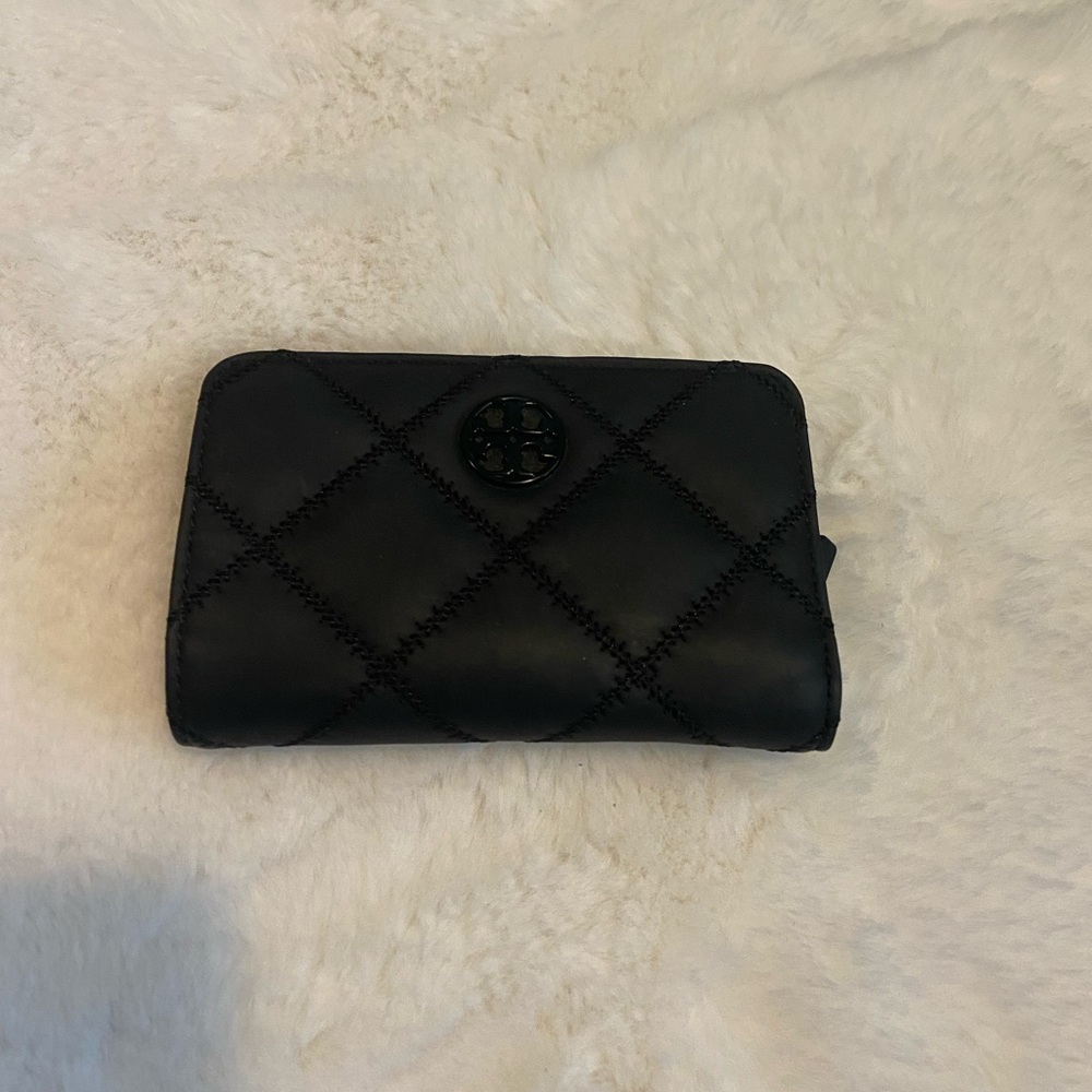 Tory Burch Willa Matte Medium Wallet